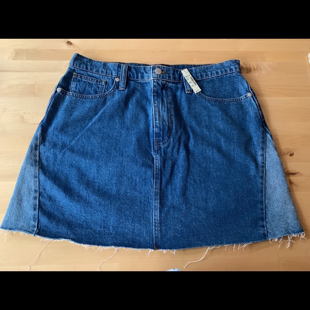 Madewell jean miniskirt size 32